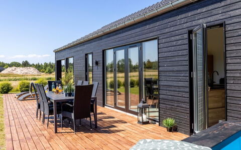 Syni - 450M from the Sea: Dak, Huis, Deur, Verblijf, Schaduw, Siding, Werf, Landgoed, Backyard