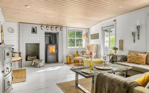 Ellinore - from the Sea: Interieur Ontwerp, Flooring, Hout, Plafond, Meubilair, Woonkamer, Bankstel, Verdieping, Verlichting, Houten Vloer