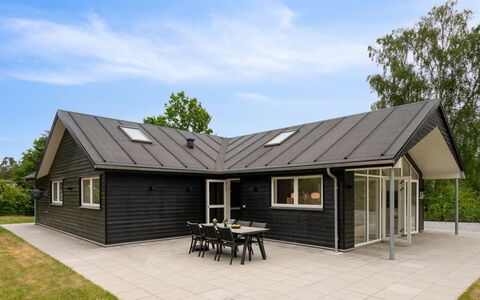 Norna - 350M from the Sea: Thatching, Verblijf, Huis, Dak, Huis, Boerderij, Hut, Landgoed, Dorp