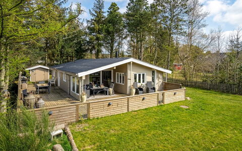 Livni - from the Sea: Verblijf, Backyard, Werf, Garden Gebouwen, Schuur, Siding, Buitenmeubels, Blokhut, Outdoor Structuur, Keet