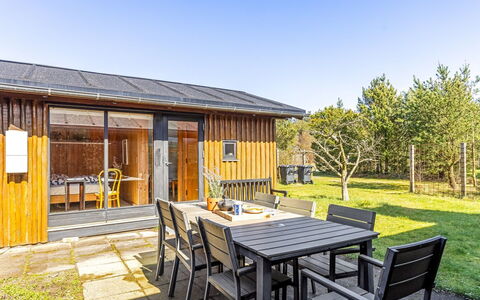Amarie - 1Km from the Sea: Huis, Huis, Dak, Woongebied, Verblijf, Landgoed, Boerderij, Gazon, Landscaping, Siding