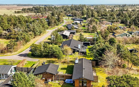 Amarie - 1Km from the Sea: Huis, Huis, Dak, Woongebied, Verblijf, Landgoed, Boerderij, Gazon, Landscaping, Siding