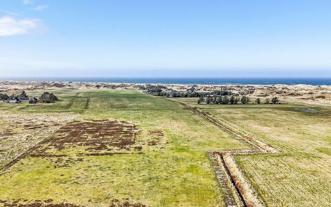 Amarie - 1Km from the Sea: Huis, Huis, Dak, Woongebied, Verblijf, Landgoed, Boerderij, Gazon, Landscaping, Siding