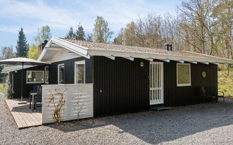 Gjertrud - 1Km from the Sea: Dak, Huis, Huis, Verblijf, Siding, Landgoed, Oprit, Garden Gebouwen, Werf, Schuur