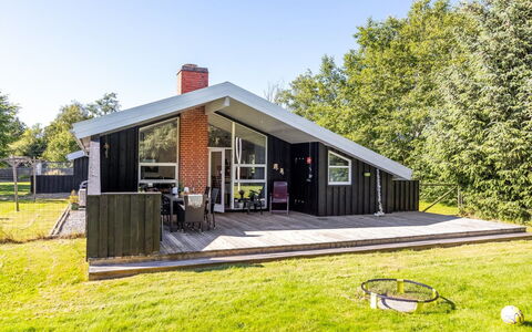 Olli - 600M from the Sea: Gras, Grasland, Land Lot, Verblijf, Landelijk Gebied, Weide, Garden Gebouwen, Tuin, Schuur