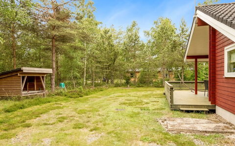Mettemarie - 200M from the Sea: Hout, Huis, Veranda, Dek, Hardwood, Dak, Beits, Houten Vloer, Eco Hotel