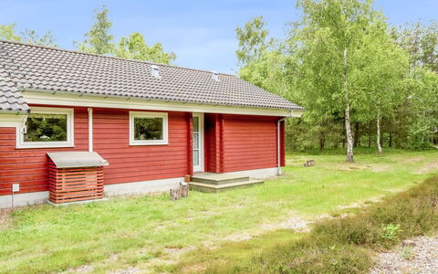 Mettemarie - 200M from the Sea: Hout, Huis, Veranda, Dek, Hardwood, Dak, Beits, Houten Vloer, Eco Hotel