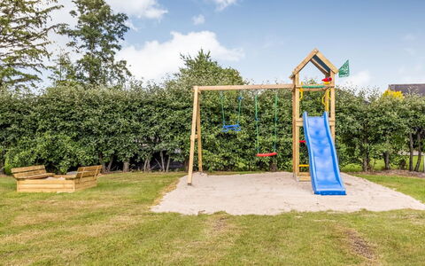 Sissela - from the Sea: Hout, Huis, Veranda, Dek, Hardwood, Dak, Beits, Houten Vloer, Eco Hotel