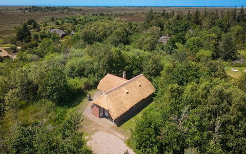 Ejvi - 4Km from the Sea: Verblijf, Landelijk Gebied, Landschap, Ecoregio, Huis, Plain, Land Lot, Grasland, Dak, Menselijke Nederzetting