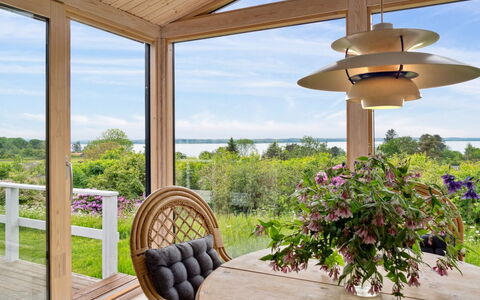 Skamhals - 440M to the Fjord: Hout, Dak, Architectuur, Huis, Huis, Verblijf, Siding, Hardwood, Helling, Landgoed