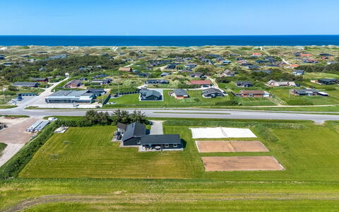 Germund - 770M from the Sea: Gras, Grasland, Land Lot, Verblijf, Landelijk Gebied, Weide, Garden Gebouwen, Tuin, Schuur