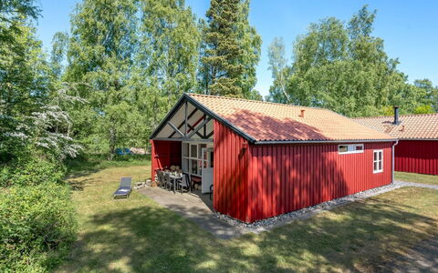 Duende - 200M from the Sea: Dak, Huis, Huis, Verblijf, Deur, Siding, Dek, Veranda, Plank, Hardwood