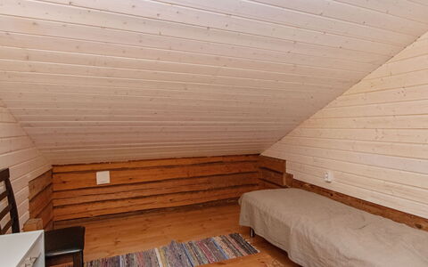 Kaislajärven Huvila: Meubilair, Interieur Ontwerp, Flooring, Verdieping, Tafel, Plafond, Keuken En Eettafel, Verlichting, Stoel, Huis