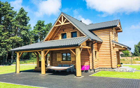 Złoto Północy: Lucht, Tafel, Eigendom, Meubilair, Gebouw, Fabriek, Stoel, Venster, Buitentafel, Tableware