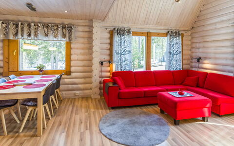 Rukanlyhty: Hout, Interieur Ontwerp, Huis, Meubilair, Plafond, Verblijf, Woonkamer, Kamer, Blokhut, Beits