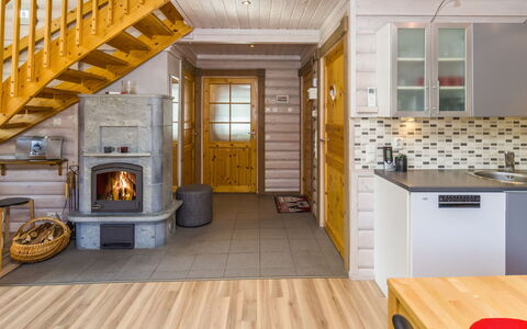 Rukanlyhty: Hout, Flooring, Verdieping, Kamer, Interieur Ontwerp, Meubilair, Houten Vloer, Huis, Plafond, Hardwood