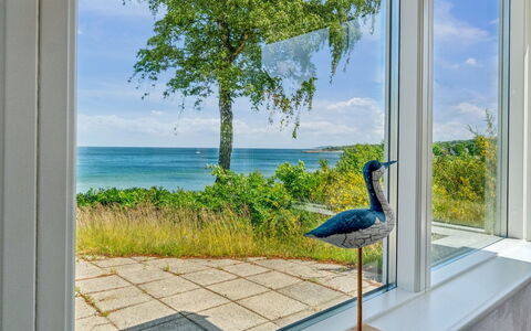 Throtti - 50M from the Sea: Hout, Dak, Architectuur, Huis, Huis, Verblijf, Siding, Hardwood, Helling, Landgoed