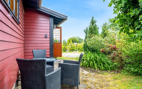 Fulk - 150M from the Sea: Hout, Dak, Architectuur, Huis, Huis, Verblijf, Siding, Hardwood, Helling, Landgoed