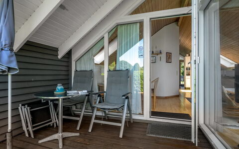 Tytti - 300M from the Sea: Vegetation, Struik, De Lente, Verblijf, Tuin, Schaduw, Backyard, Werf, Stoel