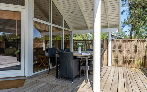 Gudlaug - 1Km from the Sea: Dak, Huis, Huis, Verblijf, Deur, Siding, Dek, Veranda, Plank, Hardwood