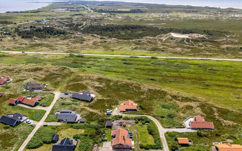 Elviira - 600M from the Sea: Gras, Grasland, Landschap, Ecoregio, Plain, Plantengemeenschap, Land Lot, Buitenmeubels, Prairie, Shrubland