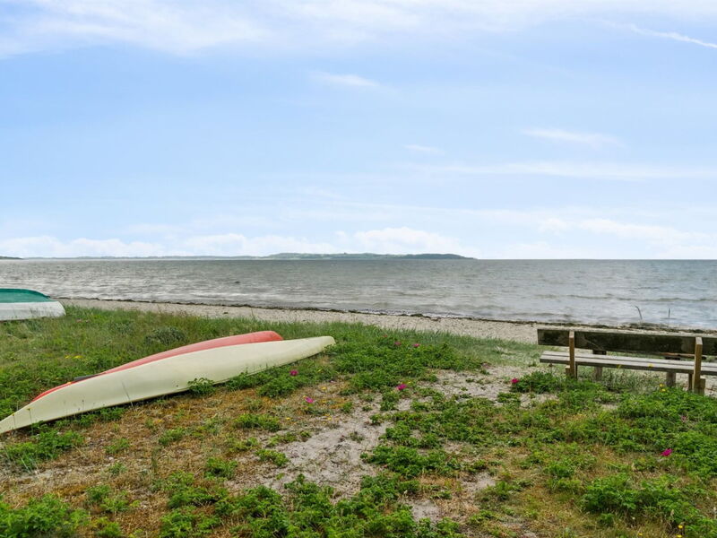 Dagny - 100M from the Sea