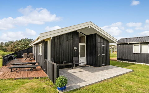 Niesina - 200M from the Sea: Huis, Dak, Huis, Verblijf, Schuur, Garden Gebouwen, Siding, Werf, Blokhut, Hut