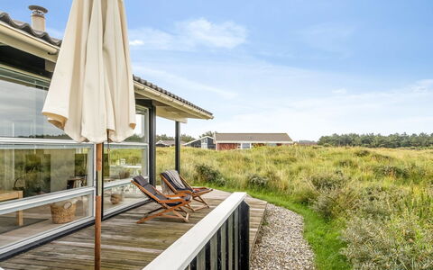Nuka - 400M from the Sea: Zwembad, Buitenmeubels, Meubilair, Toevlucht, Flagstone, Eco Hotel, Schaduw, Stoel, Vrije Tijd, Landgoed