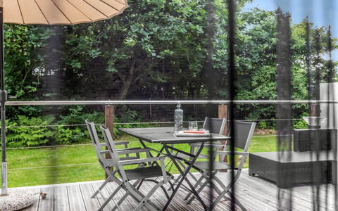 Aiva - from the Sea: Toevlucht, Zwembad, Landgoed, Schaduw, Landscaping, Eco Hotel, Hotel, Villa