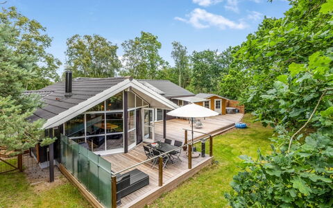 Aiva - from the Sea: Toevlucht, Zwembad, Landgoed, Schaduw, Landscaping, Eco Hotel, Hotel, Villa