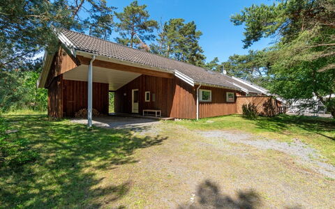 Auvo - 200M from the Sea: Hout, Dak, Architectuur, Huis, Huis, Verblijf, Siding, Hardwood, Helling, Landgoed