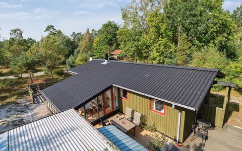 Srebrenka - 350M from the Sea: Hout, Dak, Architectuur, Huis, Huis, Verblijf, Siding, Hardwood, Helling, Landgoed