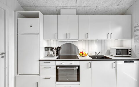 Antonelle - from the Sea: Meubilair, Interieur Ontwerp, Flooring, Verdieping, Plafond, Kamer, Stoel, Tafel, Appartement, Keuken En Eettafel