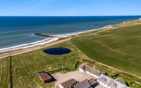Vili - 100M from the Sea: Plain, Landschap, Land Lot, Grasland, Kust, Luchtfotografie, Vogelperspectief, Veld, Zee, Kust