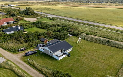 Hejdi - 650M from the Sea: Woongebied, Huis, Dak, Plain, Huis, Landschap, Land Lot, Vogelperspectief, Landelijk Gebied, Menselijke Nederzetting