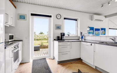 Hejdi - 650M from the Sea