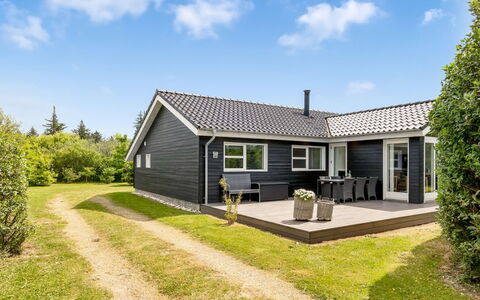 Lissi - 3.5Km from the Sea: Gras, Grasland, Landschap, Ecoregio, Plain, Plantengemeenschap, Land Lot, Buitenmeubels, Prairie, Shrubland