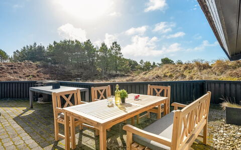 Emin - 700M from the Sea: Gras, Grasland, Landschap, Ecoregio, Plain, Plantengemeenschap, Land Lot, Buitenmeubels, Prairie, Shrubland