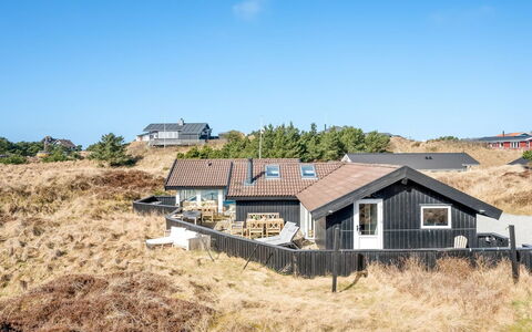 Emin - 700M from the Sea: Gras, Grasland, Landschap, Ecoregio, Plain, Plantengemeenschap, Land Lot, Buitenmeubels, Prairie, Shrubland
