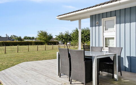 Ilsi - 275M from the Sea: Huis, Verblijf, Veranda, Siding, Boerderij, Outdoor Structuur