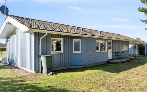 Ilsi - 275M from the Sea: Huis, Verblijf, Veranda, Siding, Boerderij, Outdoor Structuur