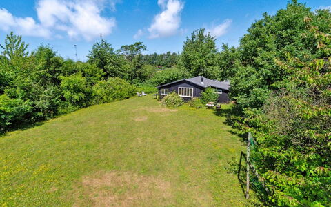Krister - 900M from the Sea: Dak, Huis, Huis, Verblijf, Siding, Landgoed, Oprit, Garden Gebouwen, Werf, Schuur