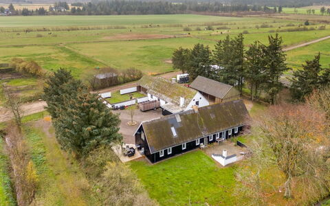 Thorgot - 3Km from the Sea: Gras, Dak, Huis, Plain, Landelijk Gebied, Landschap, Grasland, Verblijf, Land Lot, Huis
