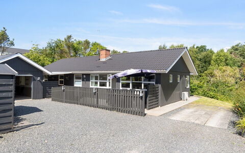 Danja - 1.7Km from the Sea: Gras, Grasland, Land Lot, Verblijf, Landelijk Gebied, Weide, Garden Gebouwen, Tuin, Schuur