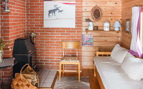 Villa Wirtanen: Meubilair, Hout, Interieur Ontwerp, Flooring, Kamer, Verdieping, Woonkamer, Huis, Stoel, Beits