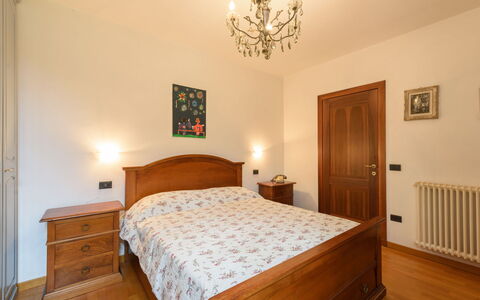 Le Rose di Rosanna: Meubilair, Comfort, Gebouw, Cabinetry, Hout, Verlichting, Bed, Interieur Ontwerp, Bed Frame, Lade