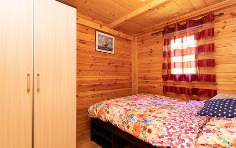 Zacisze Bałtyku: Eigendom, Hout, Verdieping, Interieur Ontwerp, Flooring, Hardwood, Comfort, Onroerend Goed, Beits, Plafond