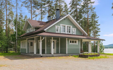 Kaisla: Meubilair, Stoel, Buitenmeubels, Tafel, Hout, Buitentafel, Keuken En Eettafel, Schaduw, Tuin, Paraplu