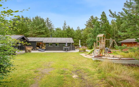 Aleida - 400M from the Sea: Bergachtig Landvormen, Berg, Heuvel, Bergketen, Heuvel Station, Menselijke Nederzetting, Stedelijk Ontwerp, Alpen, Vallei, Top