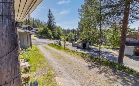 Rukaköngäs 27: Gras, Huis, Verblijf, Land Lot, Huis, Landgoed, Gazon, Siding, Boerderij, Veranda